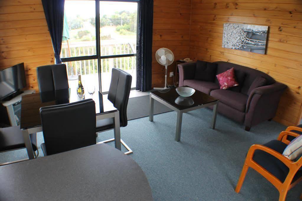 Sunseeker Cottages - Пейхия Экстерьер фото